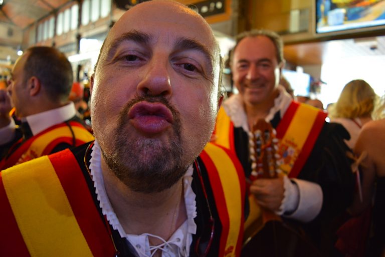 Spaniards teach us how to enjoy life - 5 life lessons from the Spanish ...